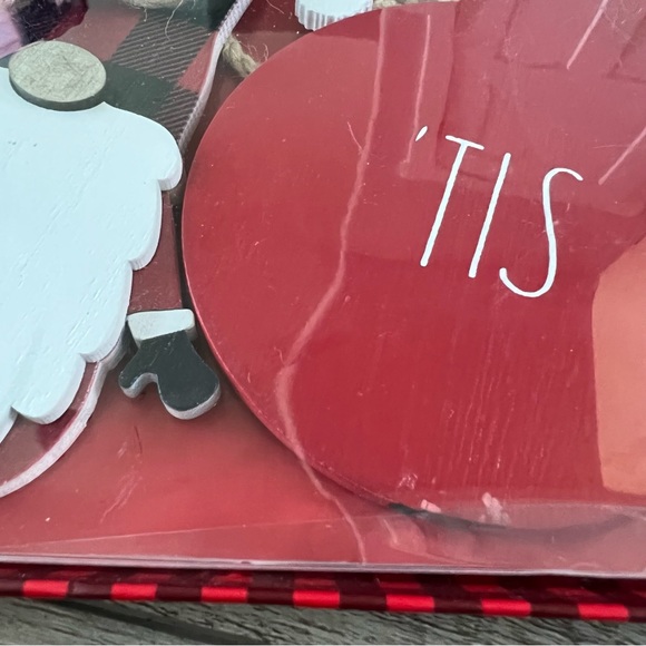 NWT Rae Dunn Santa Gnome Christmas Garland - Picture 6 of 7